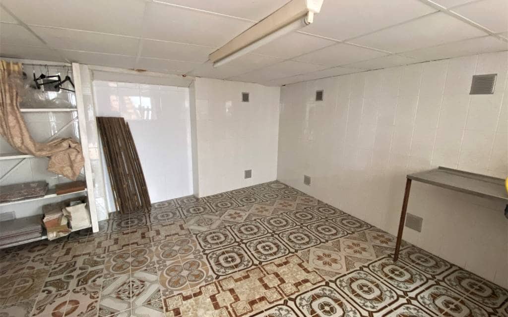 Casa de 4 habitaciones en Sax en venta - 146.000 € (Ref: 7565347)