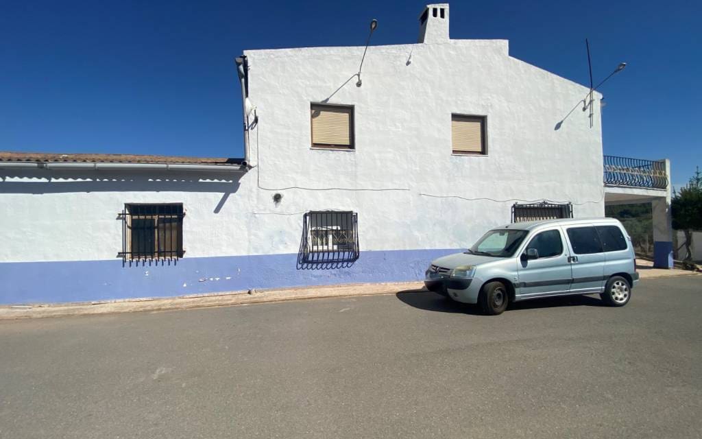 4 slaapkamer Finca/Landhuis te koop in Sax met zwembad - € 350.000 (Ref: 7565349)