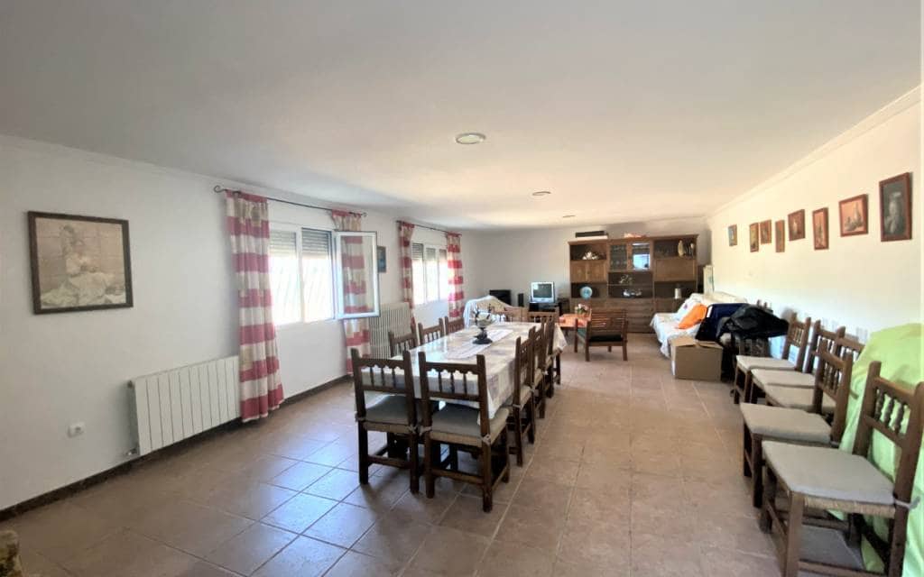 4 slaapkamer Finca/Landhuis te koop in Sax met zwembad - € 350.000 (Ref: 7565349)