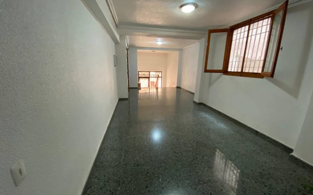 3 soveværelse Lejlighed til salg i Sax - € 105.000 (Ref: 7565350)