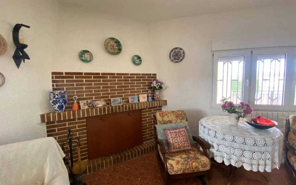 4 makuuhuone Maalaistalo myytävänä paikassa Sax mukana uima-altaan - 345 000 € (Ref: 7565355)