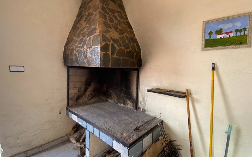 4 makuuhuone Maalaistalo myytävänä paikassa Sax mukana uima-altaan - 345 000 € (Ref: 7565355)