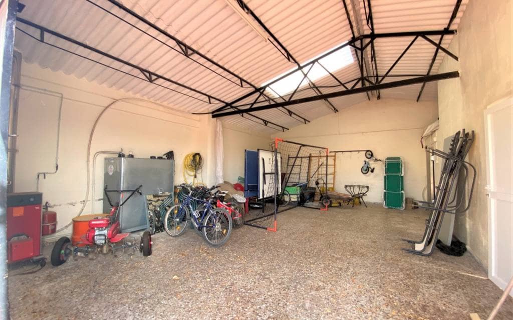 4 makuuhuone Maalaistalo myytävänä paikassa Sax mukana uima-altaan - 345 000 € (Ref: 7565355)