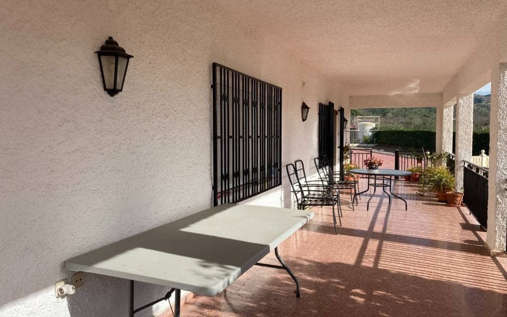 4 makuuhuone Maalaistalo myytävänä paikassa Sax mukana uima-altaan - 345 000 € (Ref: 7565355)