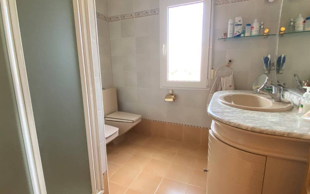 4 makuuhuone Maalaistalo myytävänä paikassa Sax mukana uima-altaan - 345 000 € (Ref: 7565355)