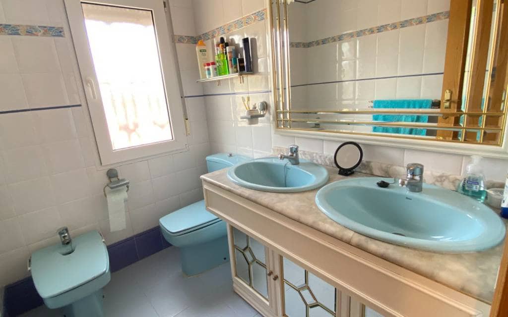 4 makuuhuone Maalaistalo myytävänä paikassa Sax mukana uima-altaan - 345 000 € (Ref: 7565355)