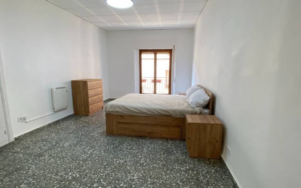 Maison de Ville de 3 chambres à louer à Castalla - 675 € (Ref: 7582564)