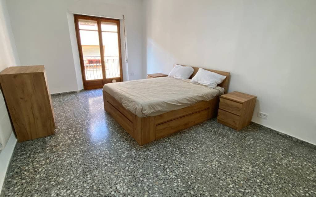 Maison de Ville de 3 chambres à louer à Castalla - 675 € (Ref: 7582564)