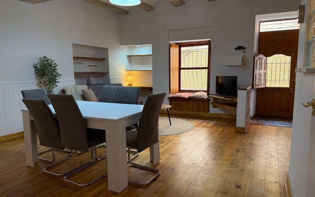 Maison de Ville de 3 chambres à louer à Castalla - 675 € (Ref: 7582564)