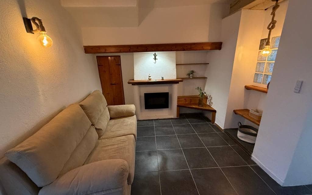 Maison de Ville de 3 chambres à louer à Castalla - 675 € (Ref: 7582564)