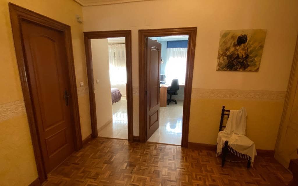 5 slaapkamer Villa te koop in Petrel / Petrer met zwembad - € 499.995 (Ref: 7875716)