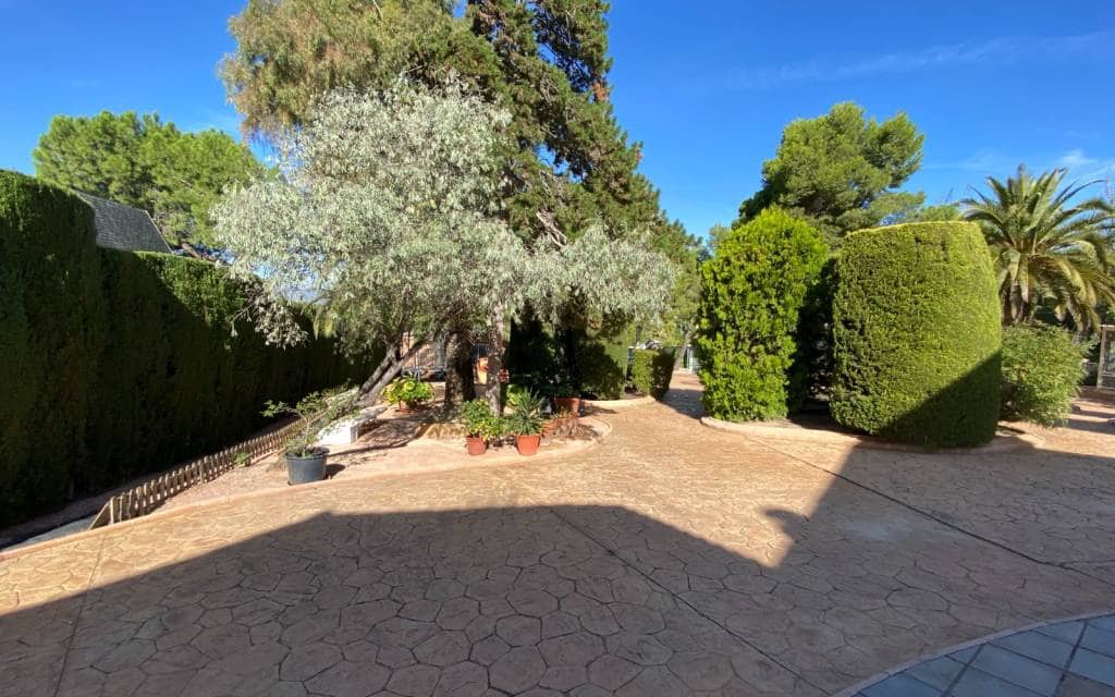 5 slaapkamer Villa te koop in Petrel / Petrer met zwembad - € 499.995 (Ref: 7875716)