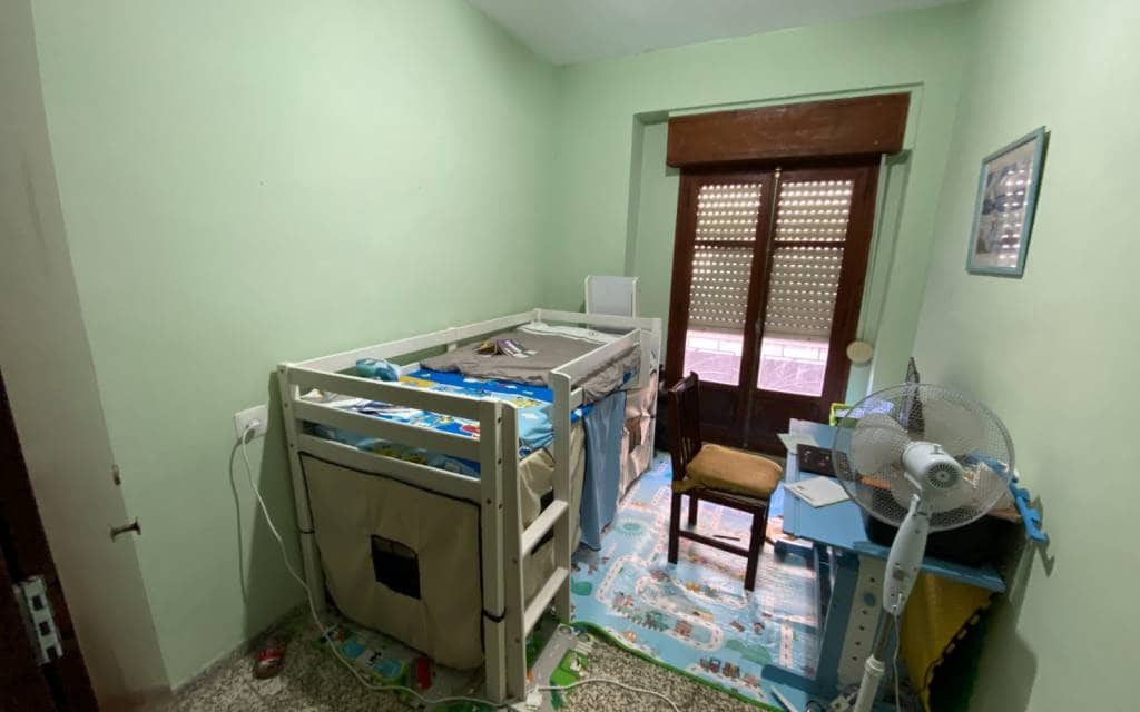 7 slaapkamer Appartement te koop in Sax - € 149.995 (Ref: 7882326)