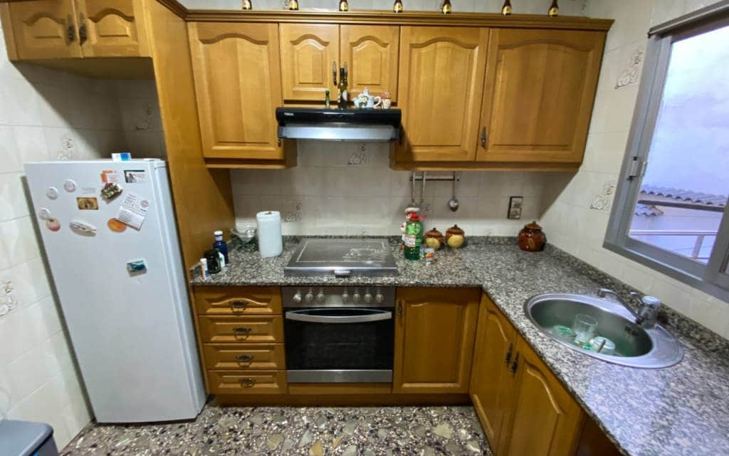 7 slaapkamer Appartement te koop in Sax - € 149.995 (Ref: 7882326)