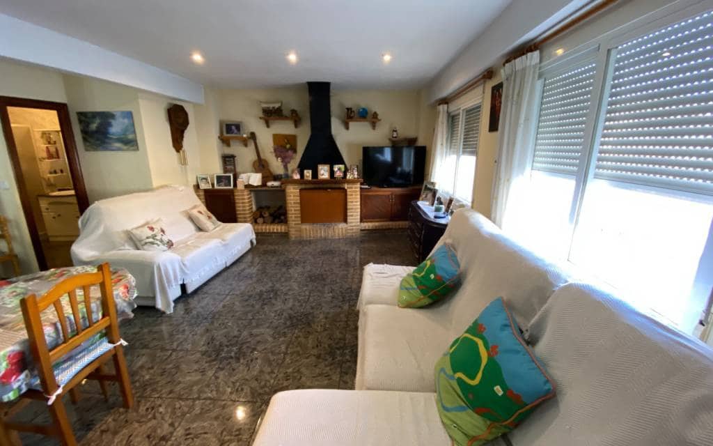 7 slaapkamer Appartement te koop in Sax - € 149.995 (Ref: 7882326)