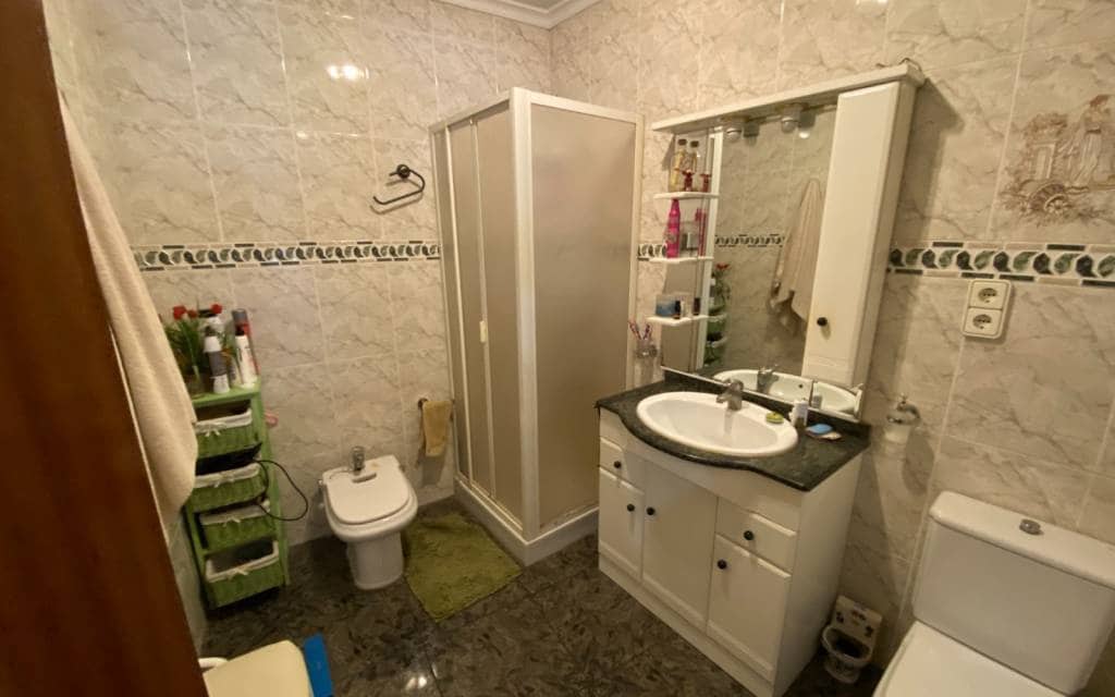 7 slaapkamer Appartement te koop in Sax - € 149.995 (Ref: 7882326)