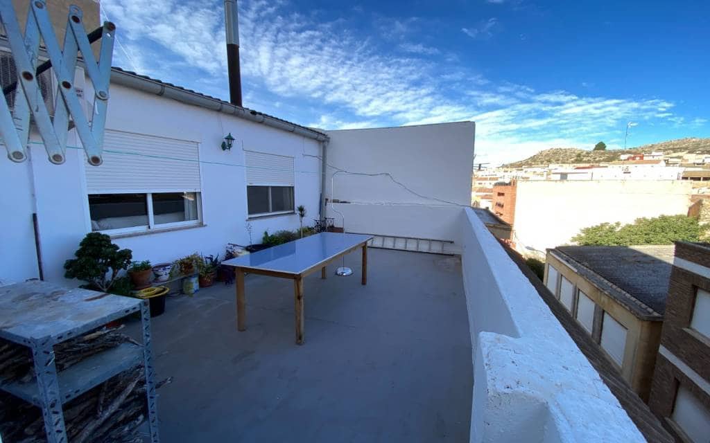 7 slaapkamer Appartement te koop in Sax - € 149.995 (Ref: 7882326)