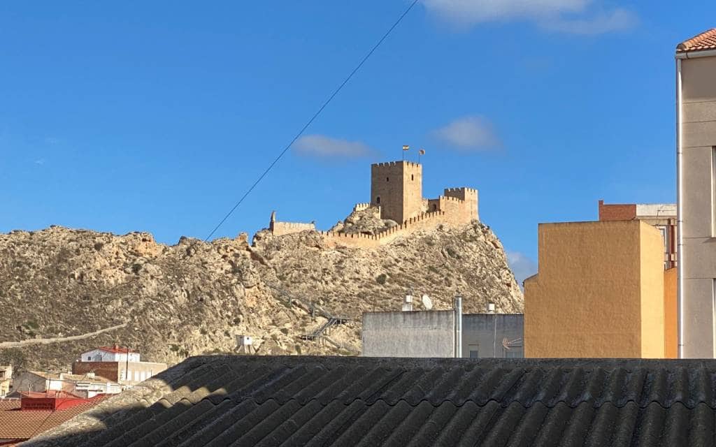 7 slaapkamer Appartement te koop in Sax - € 149.995 (Ref: 7882326)