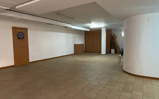 5 slaapkamer Villa te koop in Elda met zwembad garage - € 575.000 (Ref: 7995366)