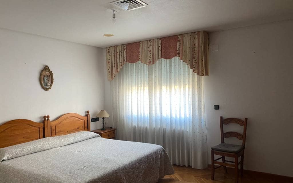 5 soveværelse Villa til salg i Elda med swimmingpool garage - € 575.000 (Ref: 7995366)