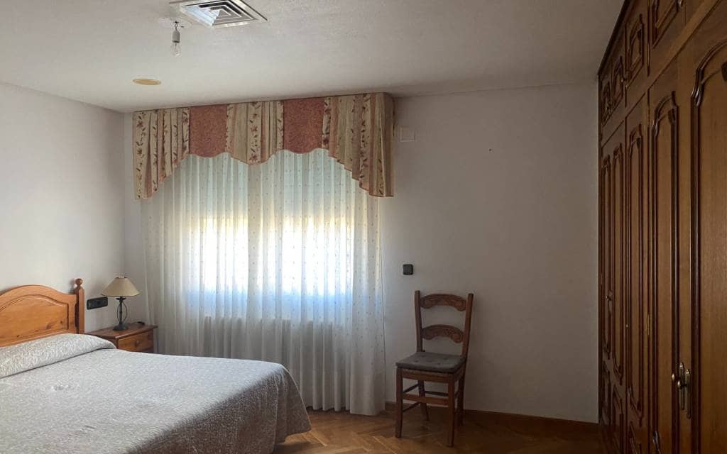 5 soveværelse Villa til salg i Elda med swimmingpool garage - € 575.000 (Ref: 7995366)