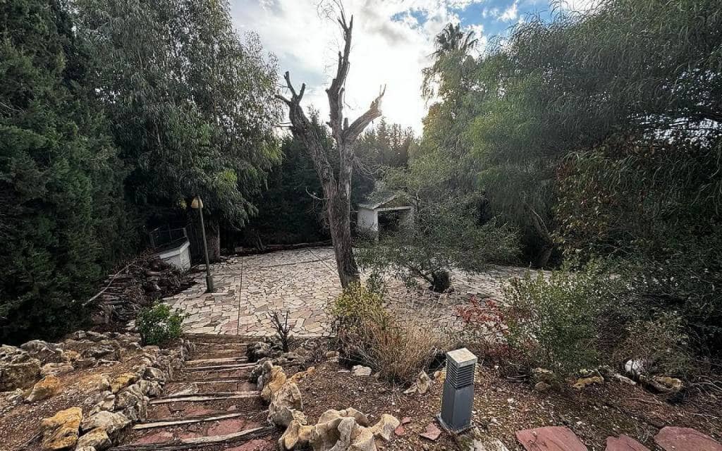 4 slaapkamer Villa te koop in Elda met zwembad garage - € 329.995 (Ref: 8183170)