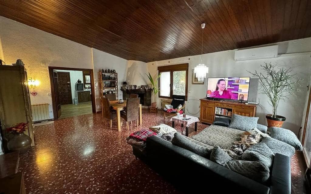 4 slaapkamer Villa te koop in Elda met zwembad garage - € 329.995 (Ref: 8183170)