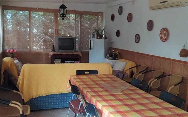 3 makuuhuone Huvila myytävänä paikassa Monforte del Cid mukana uima-altaan 
autotalli - 299 900 € (Ref: 8306059)