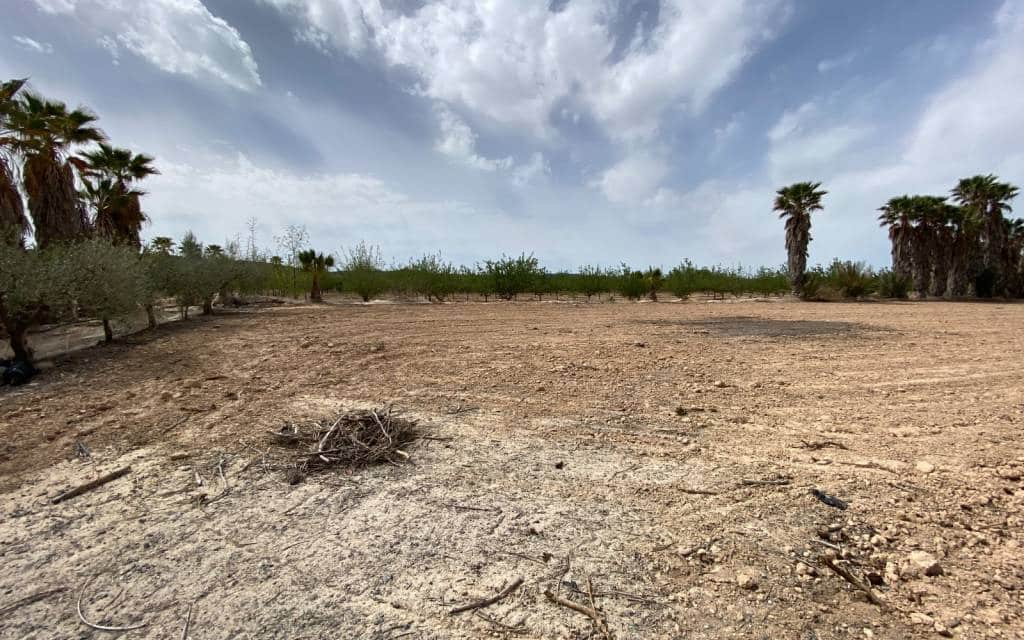 3 makuuhuone Huvila myytävänä paikassa Monforte del Cid mukana uima-altaan 
autotalli - 299 900 € (Ref: 8306059)