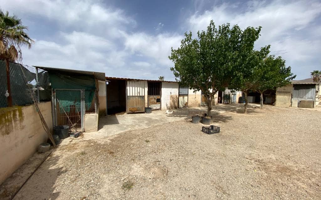 3 makuuhuone Huvila myytävänä paikassa Monforte del Cid mukana uima-altaan 
autotalli - 299 900 € (Ref: 8306059)