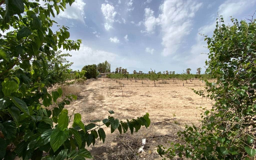 3 makuuhuone Huvila myytävänä paikassa Monforte del Cid mukana uima-altaan 
autotalli - 299 900 € (Ref: 8306059)