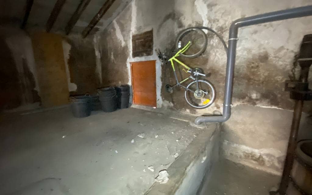 4 soverom Finca/Herregård til salgs i Elda med garasje - € 80 000 (Ref: 8314900)