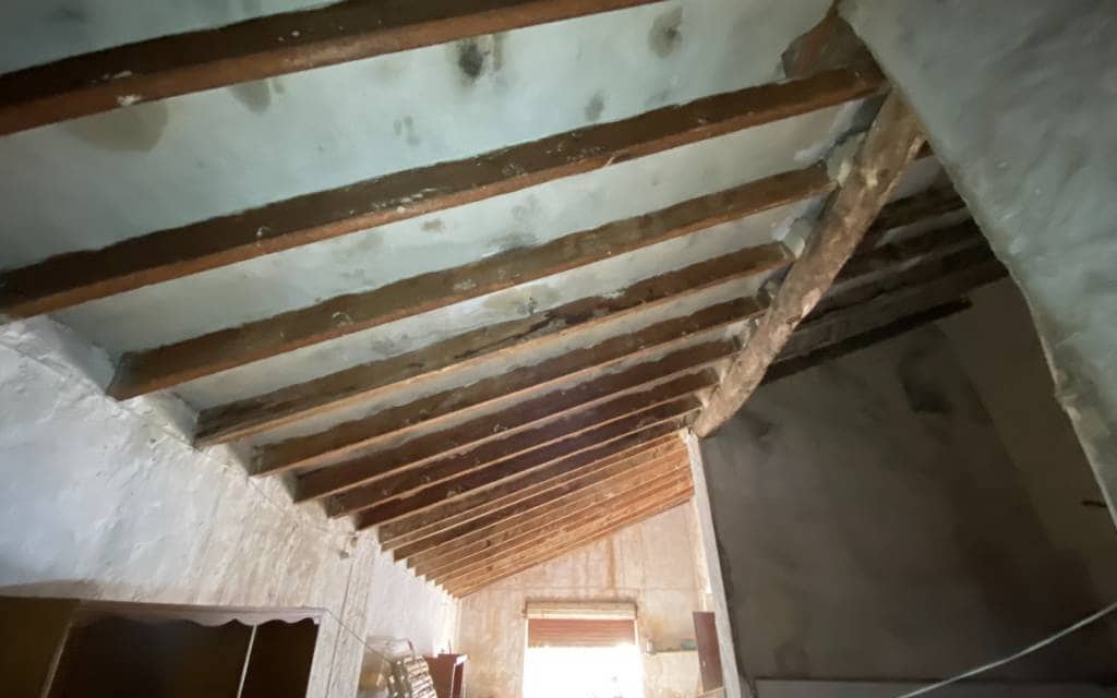 4 soverom Finca/Herregård til salgs i Elda med garasje - € 80 000 (Ref: 8314900)