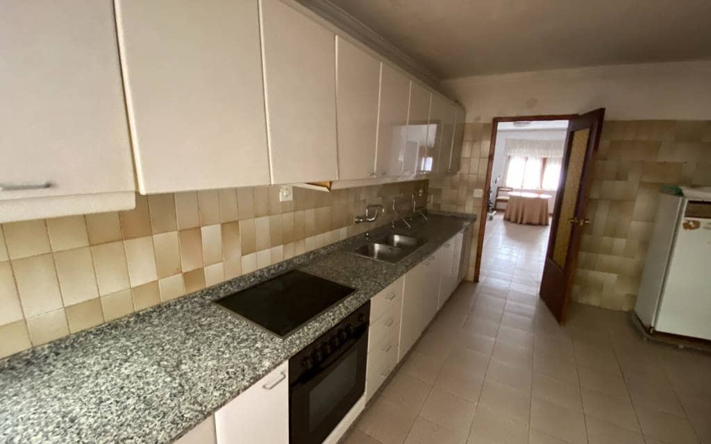 12 soverom Hus til salgs i Sax med svømmebasseng garasje - € 99 995 (Ref: 8404209)