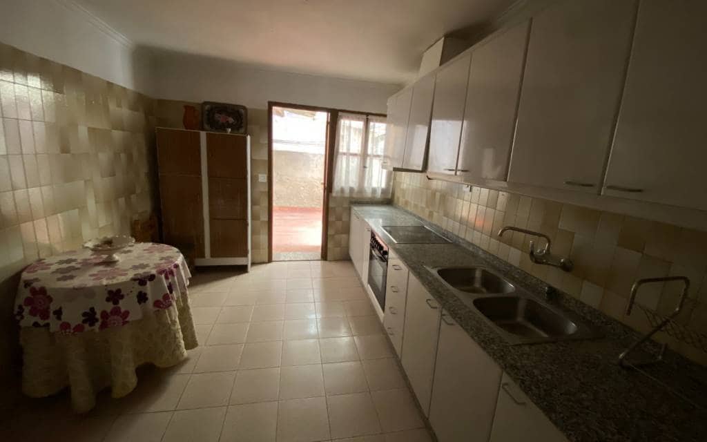 12 soverom Hus til salgs i Sax med svømmebasseng garasje - € 99 995 (Ref: 8404209)