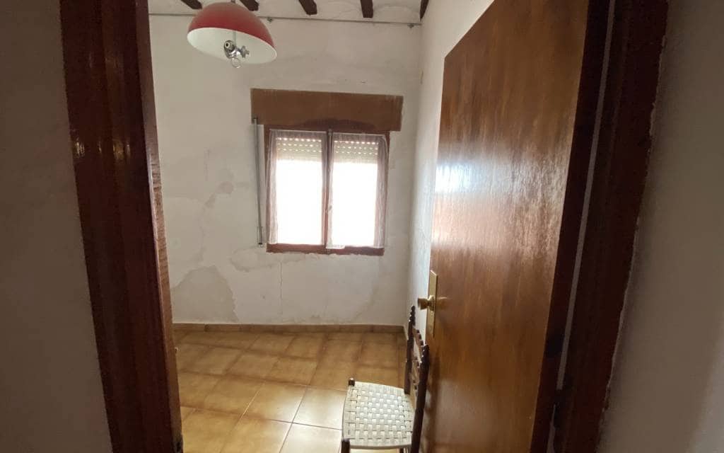 12 soverom Hus til salgs i Sax med svømmebasseng garasje - € 99 995 (Ref: 8404209)