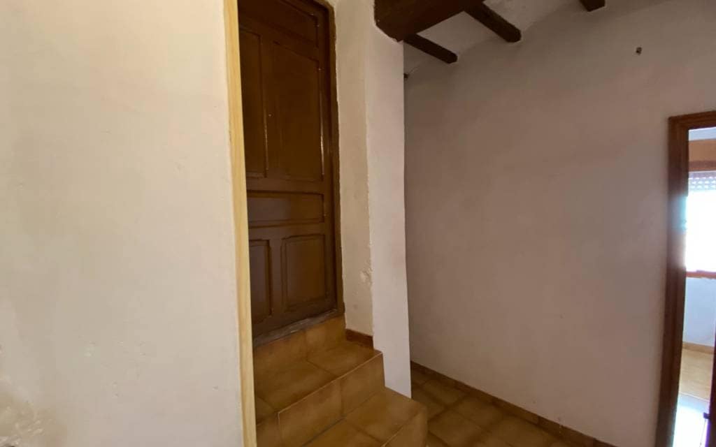 12 soverom Hus til salgs i Sax med svømmebasseng garasje - € 99 995 (Ref: 8404209)