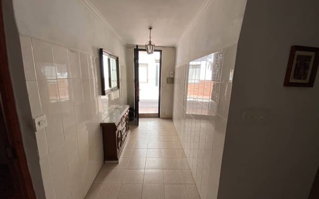 12 soverom Hus til salgs i Sax med svømmebasseng garasje - € 110 000 (Ref: 8404209)