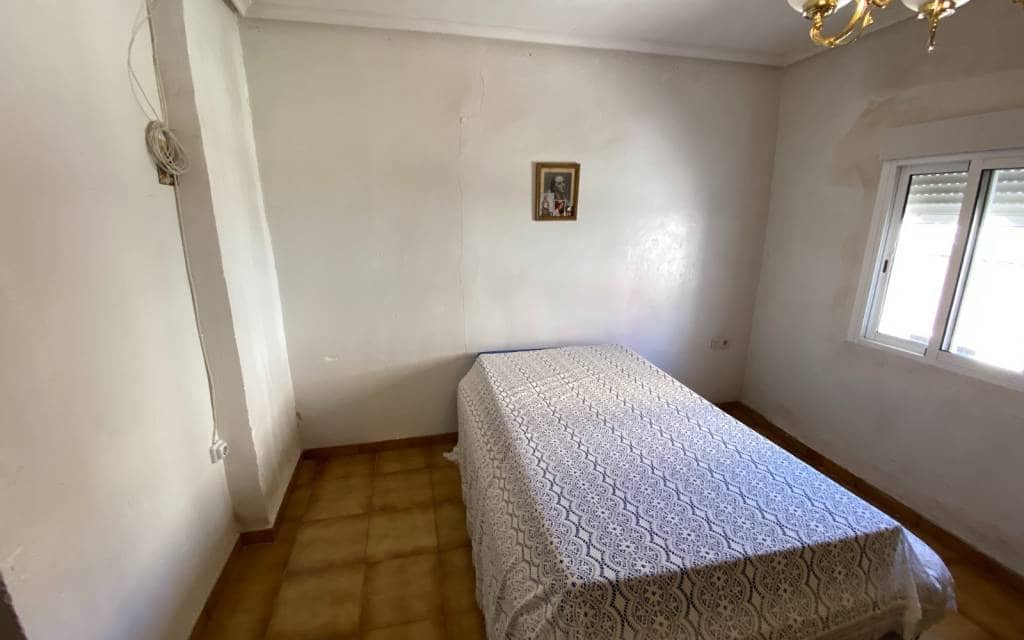 12 soverom Hus til salgs i Sax med svømmebasseng garasje - € 99 995 (Ref: 8404209)