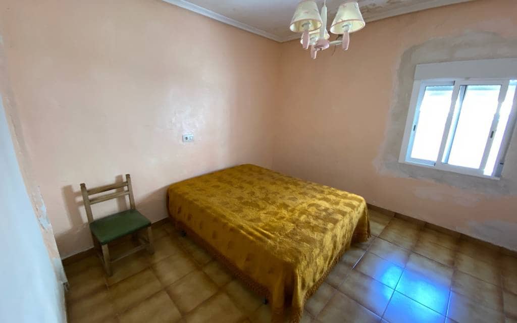 12 soverom Hus til salgs i Sax med svømmebasseng garasje - € 99 995 (Ref: 8404209)