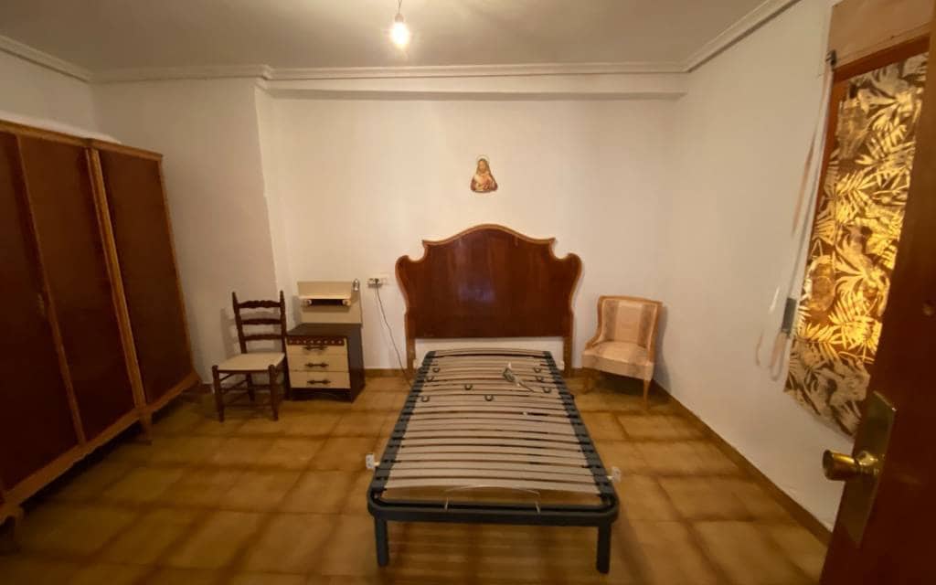 12 soverom Hus til salgs i Sax med svømmebasseng garasje - € 99 995 (Ref: 8404209)