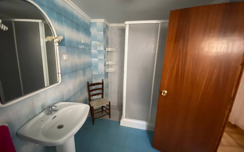 12 soverom Hus til salgs i Sax med svømmebasseng garasje - € 99 995 (Ref: 8404209)