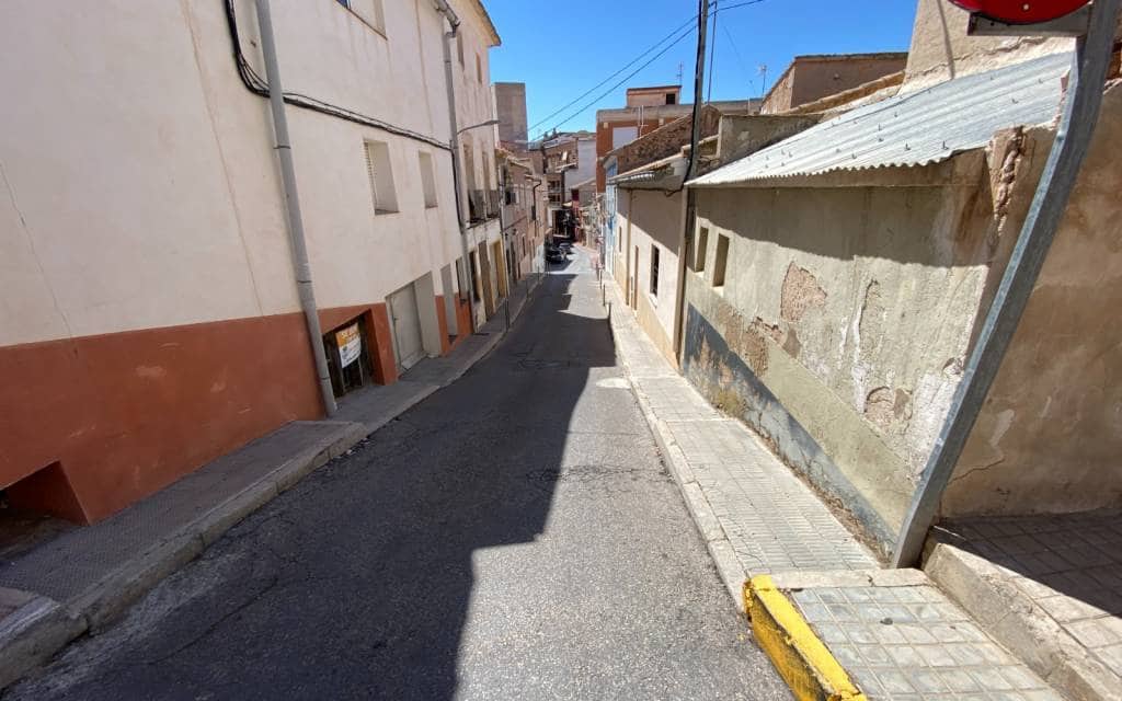 12 soverom Hus til salgs i Sax med svømmebasseng garasje - € 99 995 (Ref: 8404209)