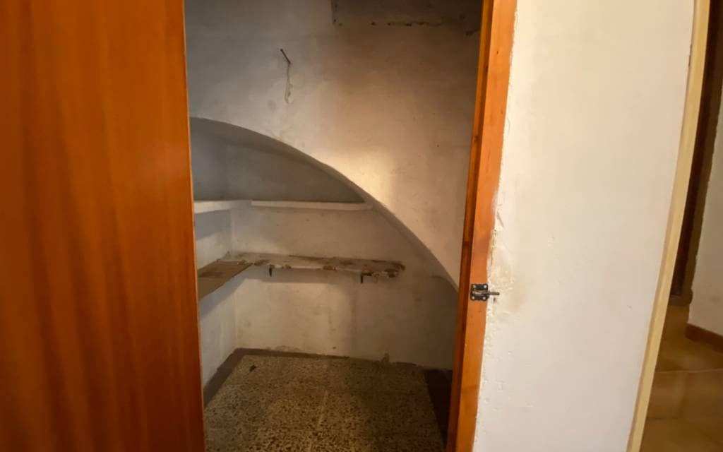 12 soverom Hus til salgs i Sax med svømmebasseng garasje - € 99 995 (Ref: 8404209)