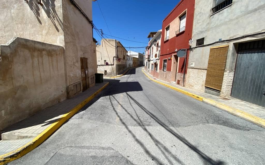 12 soverom Hus til salgs i Sax med svømmebasseng garasje - € 99 995 (Ref: 8404209)