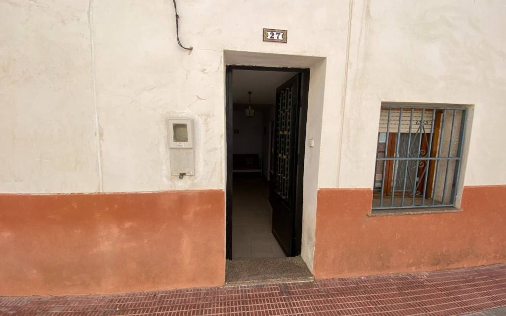 12 soverom Hus til salgs i Sax med svømmebasseng garasje - € 99 995 (Ref: 8404209)