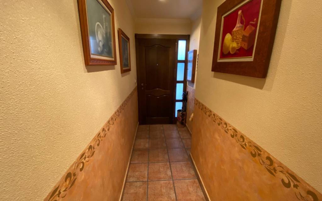 5 bedroom Townhouse for sale in Sax with garage - € 249,995 (Ref: 8505205)