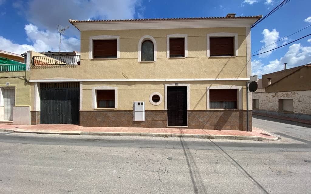 5 bedroom Townhouse for sale in Sax with garage - € 249,995 (Ref: 8505205)