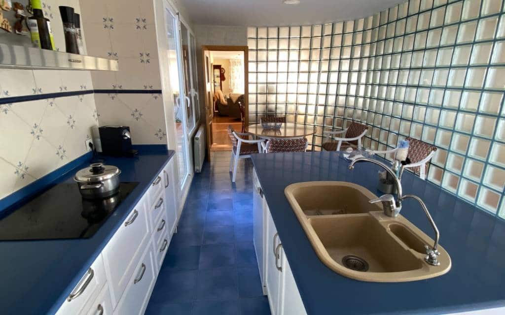 3 soverom Hus til salgs i Sax med svømmebasseng garasje - € 295 000 (Ref: 8589746)