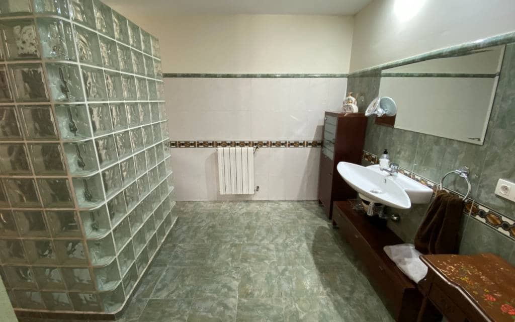 3 soverom Hus til salgs i Sax med svømmebasseng garasje - € 295 000 (Ref: 8589746)